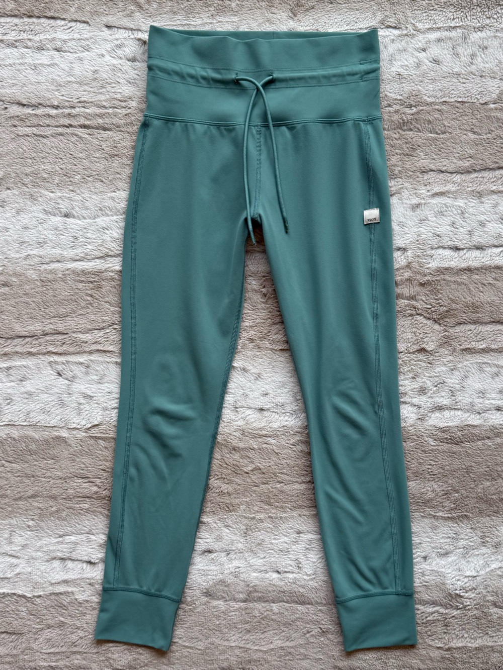 Vuori✨Womens' Daily Leggings in Garland Size S - Picture 4 of 12
